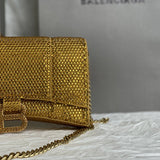 Zivas Charm Modern Edge Statement Handbag (Everyday Luxury Essential) – Detail View
