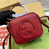 Handle and strap detail of refined everyday-luxe women's handbag – women's statement bag