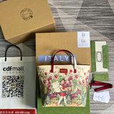 Sophisticated handbag styled for everyday wear
