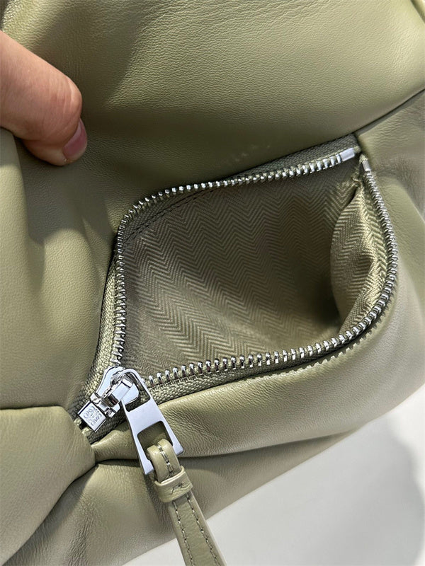 Ziva's Charm handbag – interior view (28.5cm*14cm*10.2cm)