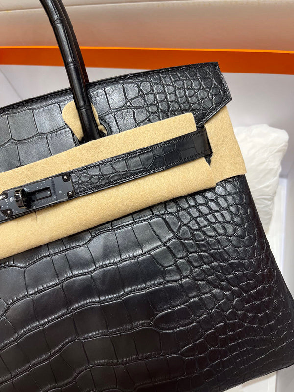 Contemporary handbag styled for everyday wear