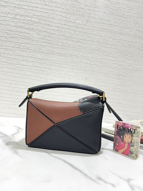 Ziva's Charm handbag – lifestyle view (18cm*11cm*7.5cm)