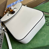 Handle and strap detail of classic premium women's handbag – women's luxury handbag