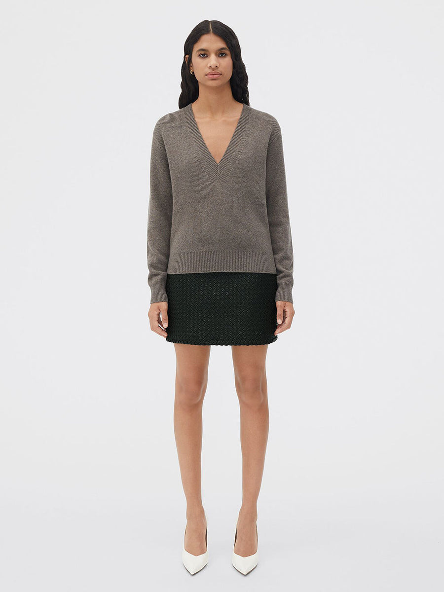 Bottega Veneta Accessories? Bottega Veneta Women Maglione Scollo A V Luxury Designer Fashion Accessory
