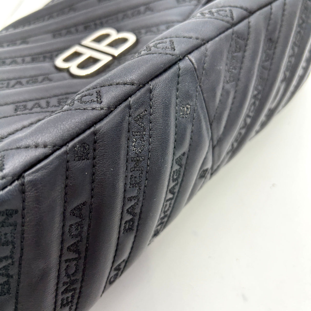 Balenciaga Calfskin Logo Matelasse S BB Round Shoulder Bag Black — Designer Shoulder Bag