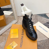 Side profile view of Louis Vuitton luxury piece style No.177