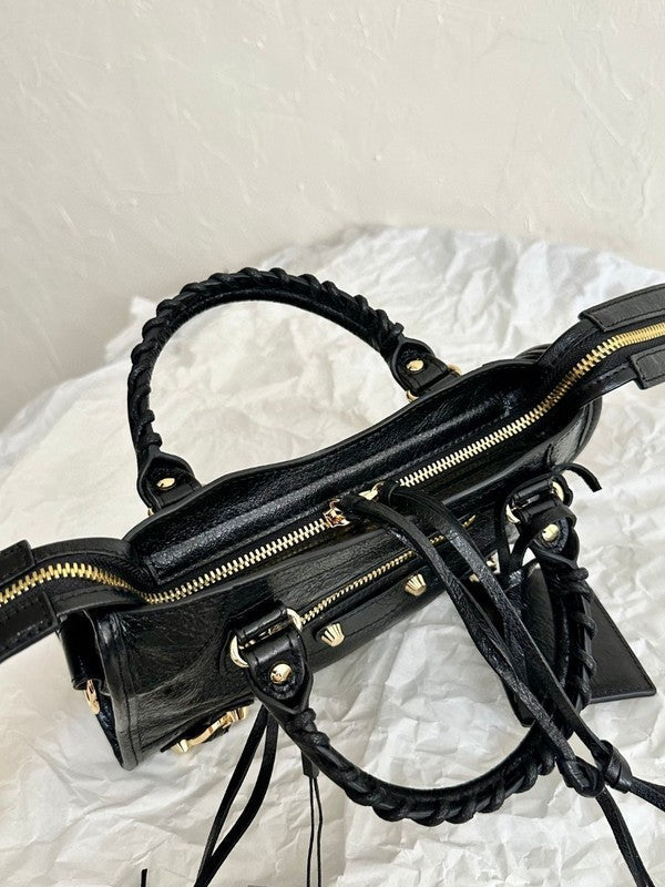 Zivas Charm Everyday Sophistication Statement Handbag (Elevated Daily Companion) – Interior View