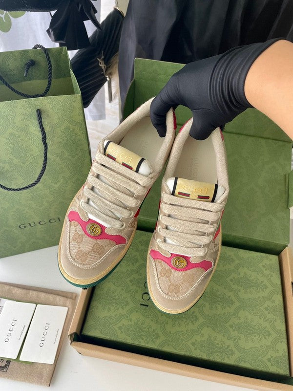 Gucci all-black luxury sneakers view 5 retro runner design