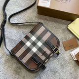 Ziva's Charm handbag – close-up view (one versatile size)