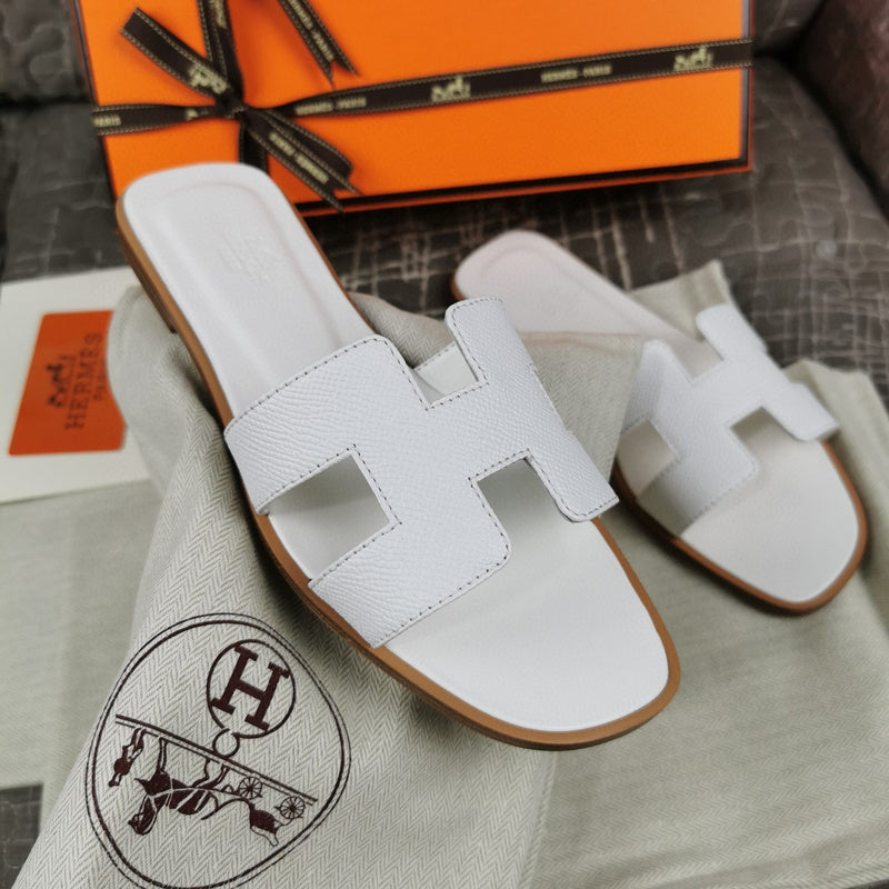 Hermes sandals Style 027 - front view, premium leather craftsmanship