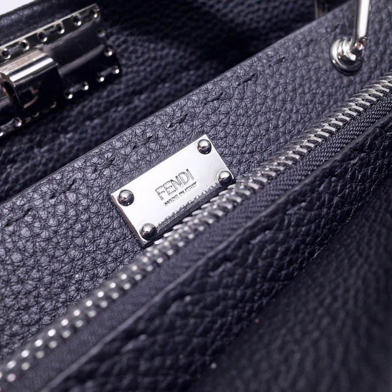 Ziva's Charm handbag – interior view (38cm*16cm*33cm)