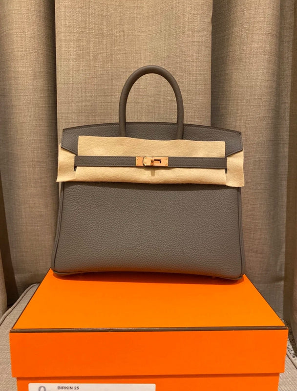 Sophisticated bag women's premium everyday handbag