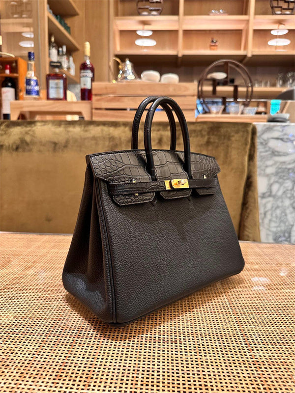  sophisticated top-handle bag styled with outfit
