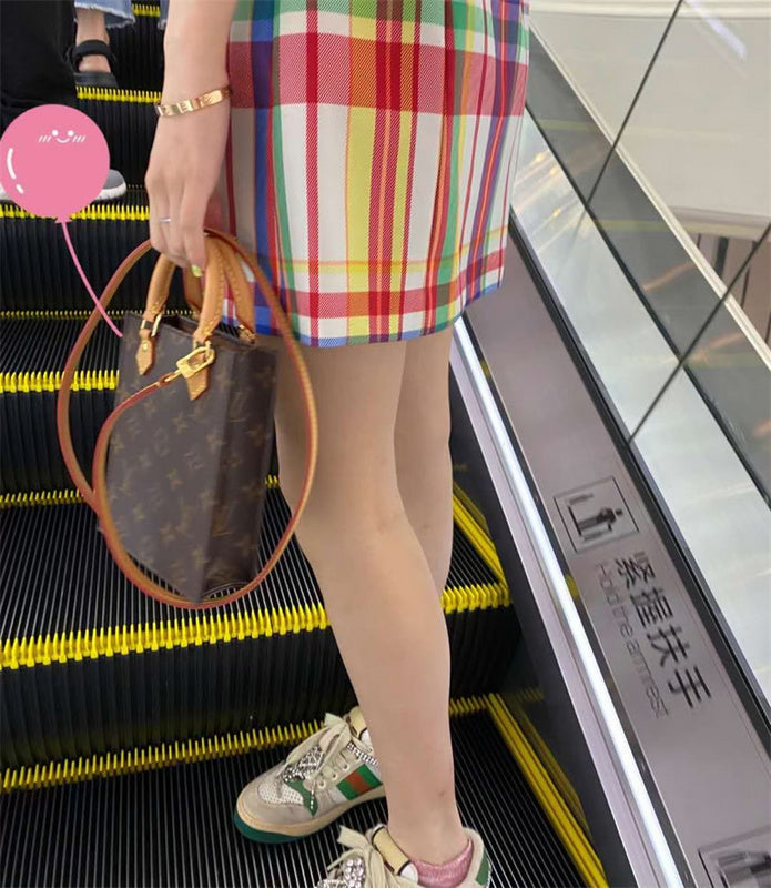  Signature satchel front view 13