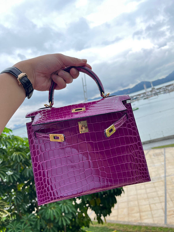 Considered handbag styled for everyday wear
