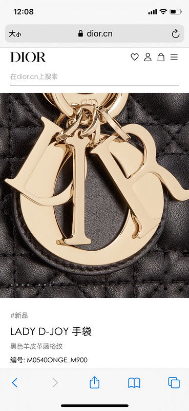 Top view of elevated modern women's handbag – women's luxury accessory