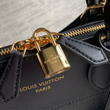  top-handle bag interior and compartment view