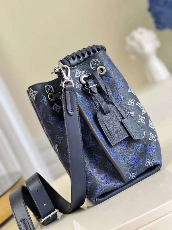 Styled lifestyle shot of premium modern women's handbag – women's everyday handbag