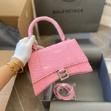 Ziva's Charm handbag – detail view (one versatile size)