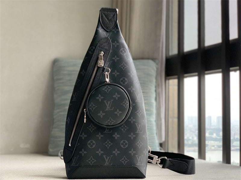  Everyday handbag front view