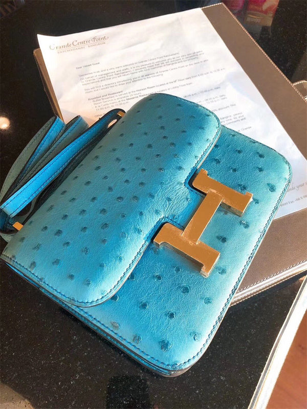 Considered handbag styled for everyday wear