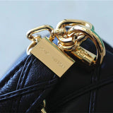  streamlined carryall bag detail view showing craftsmanship 14