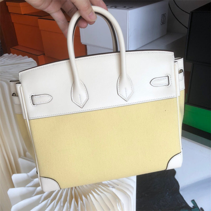  Elegant tote bag front view 7