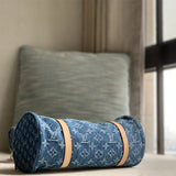  signature structured bag detail view showing craftsmanship 14
