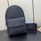  carryall bag interior and compartment view 9