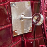  Chic structured bag front view 7