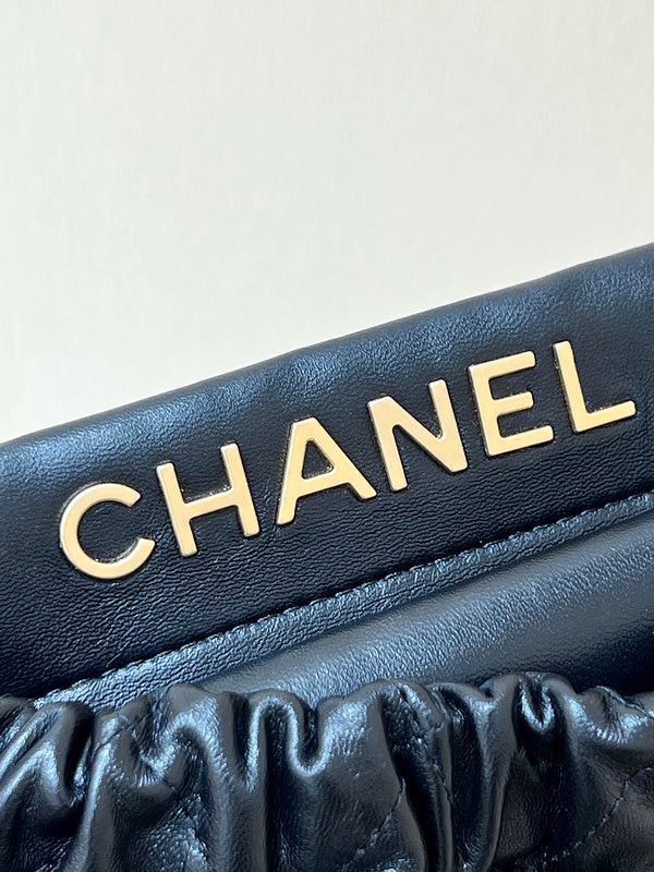  women's handbag, versatile design, view 4