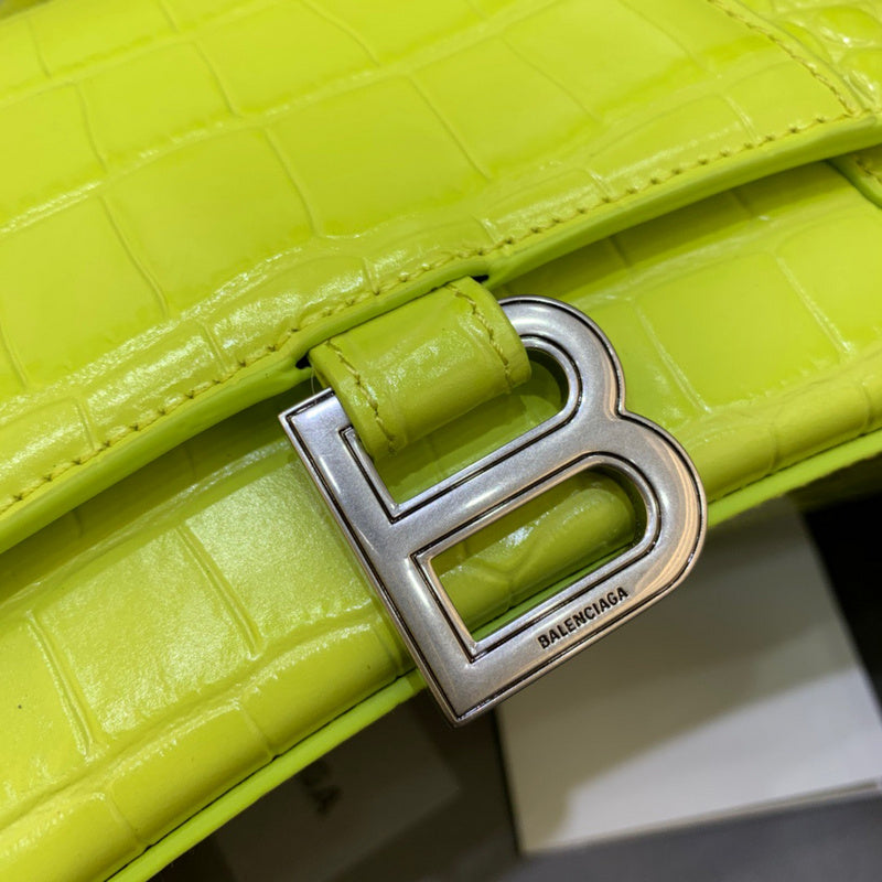 Effortless Vegan Leather Handbag - Understated Luxury Look | Women's Everyday Carry Handbag #557 - interior view (image 6) of designer-inspired handbag