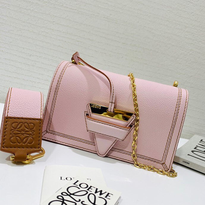 Ziva's Charm handbag – angled view (24.5cm*15cm*9cm)