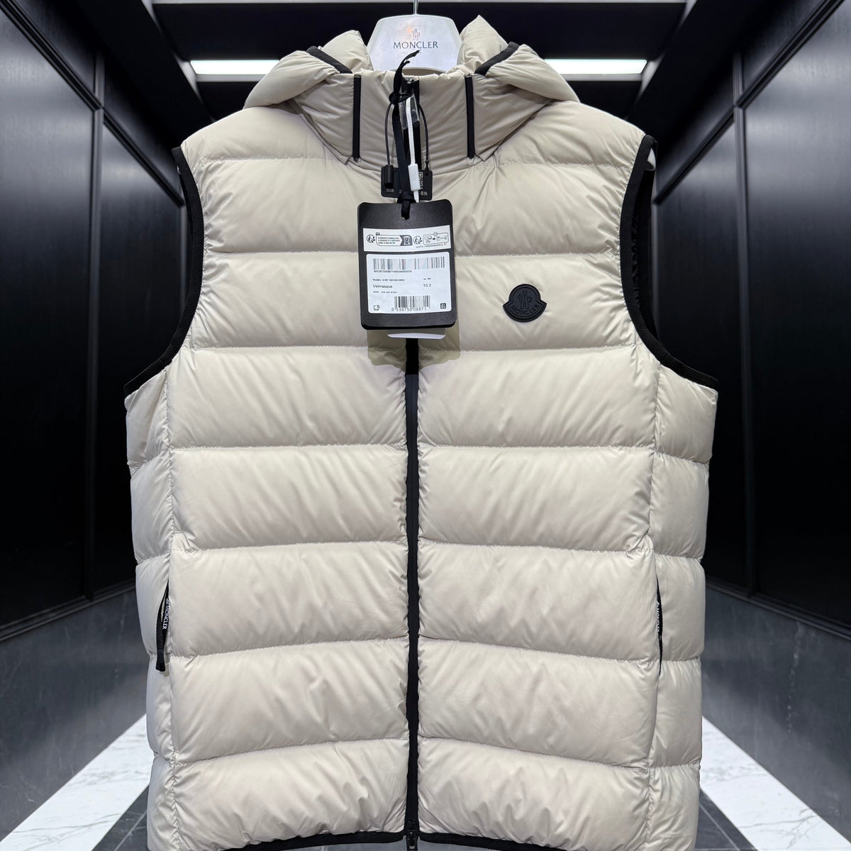 Vests? Monc Valmasque Vest Luxury Casual Designer Gilet