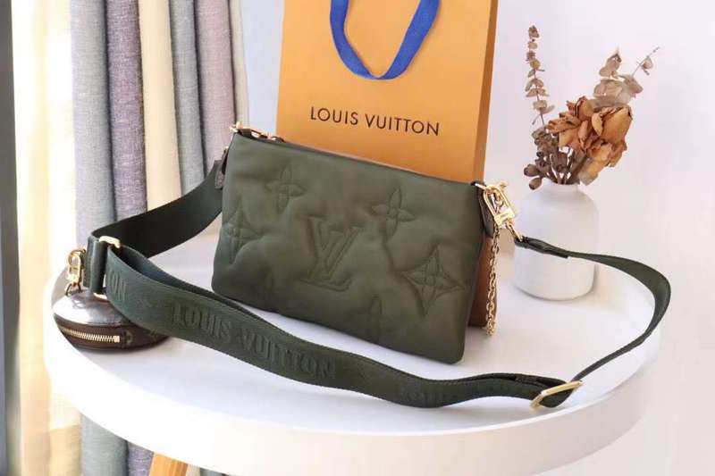 Close-up detail of classic sleek women's handbag – women's statement bag