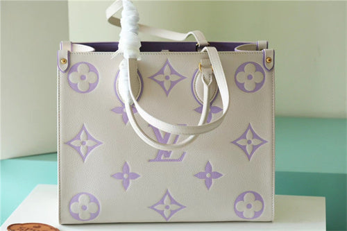  top-handle bag interior and compartment view