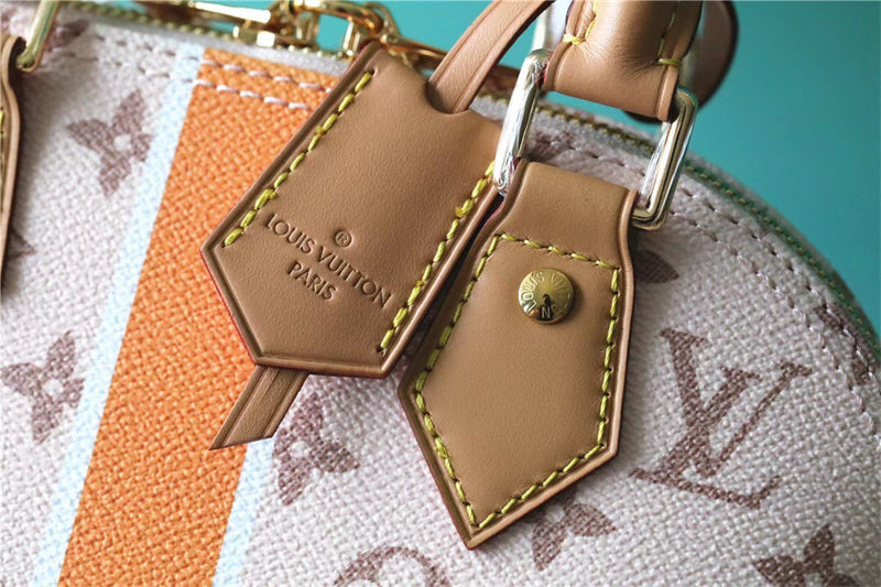  crossbody bag interior and compartment view 9