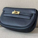Interior view of effortless premium bag
