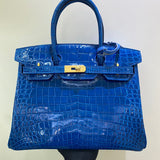 Close-up detail of effortless bag design