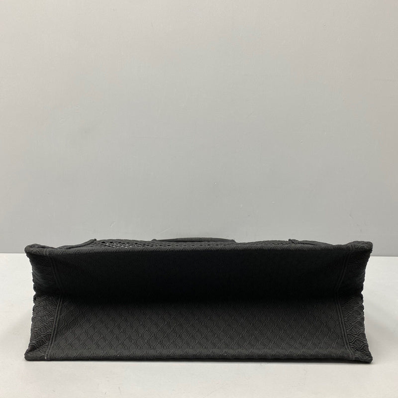 Interior view of structured elevated women's handbag – women's premium purse
