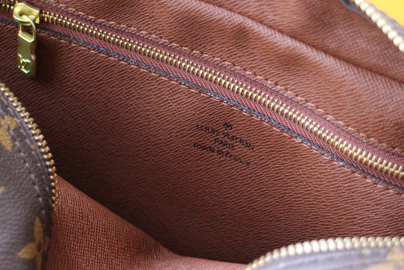 Back view of modern sleek women's handbag – women's premium purse