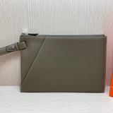  Modern crossbody bag front view
