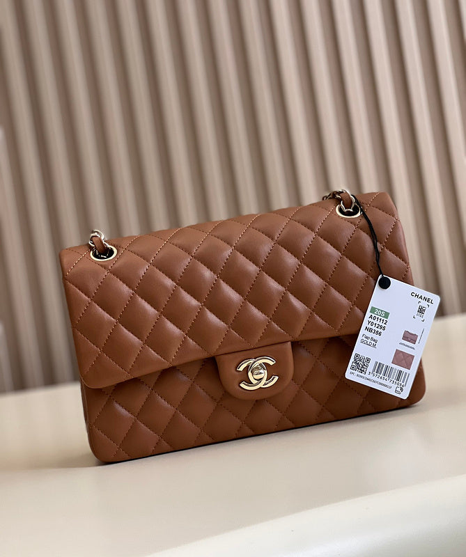  mid purse view 1