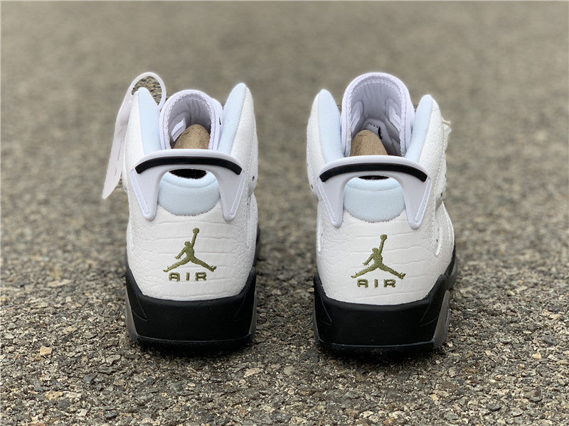 Nike soft grey luxury sneakers view 5 bold athletic profile