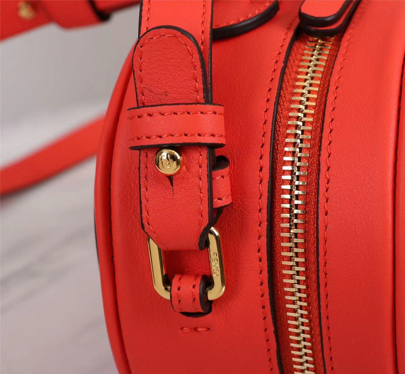 Ziva's Charm handbag – close-up view (Standard Size)