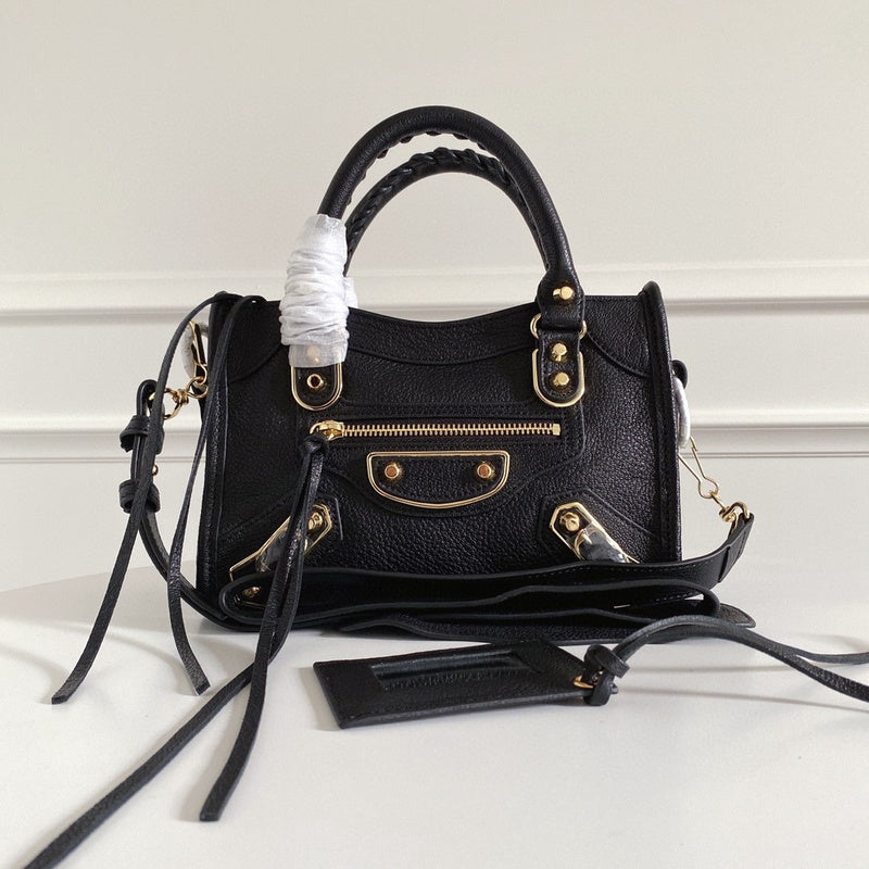 Zivas Charm Versatile Design Statement Handbag (Refined Practical Design) – Angled View