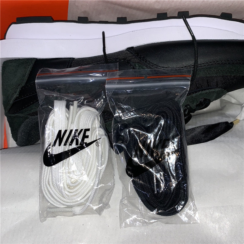 Nike Men's & Women's Premium Low-Top Trainers — Style 025 angle view