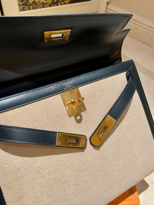 Chic bag women's premium everyday handbag