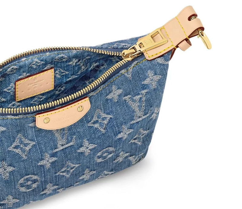  timeless tote bag styled with outfit
