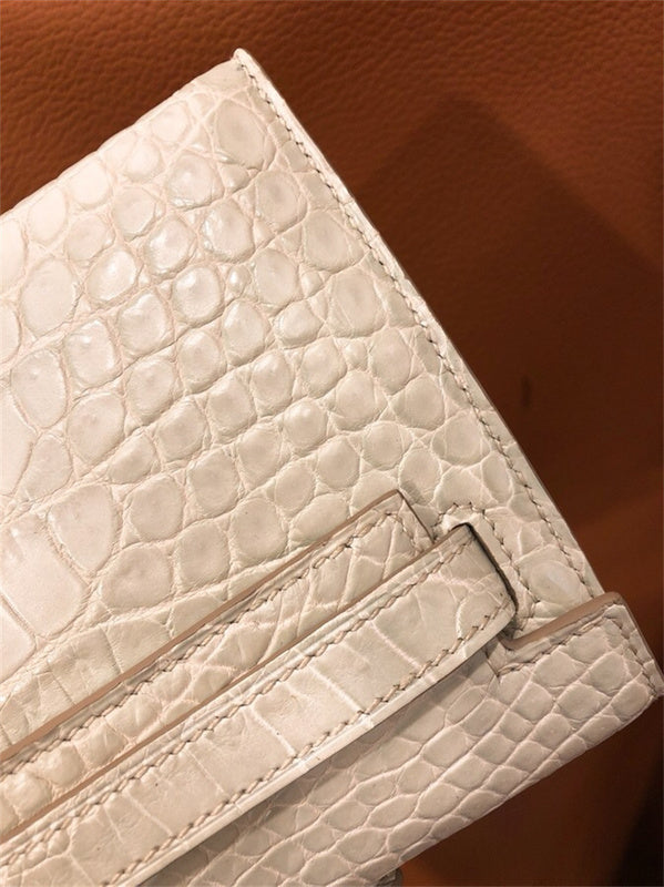  handbag interior and compartment view 9